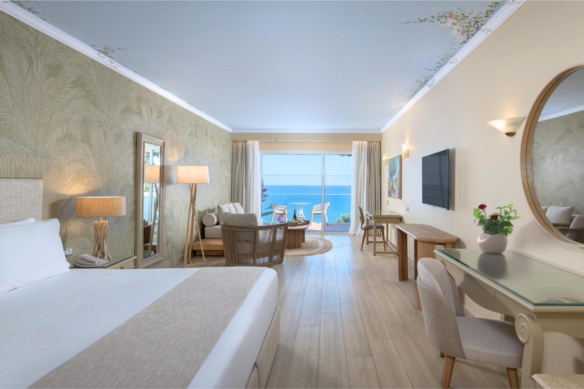 Deluxe Junior Suite with Sea View (2-3 Persons),1742629720:JPEG